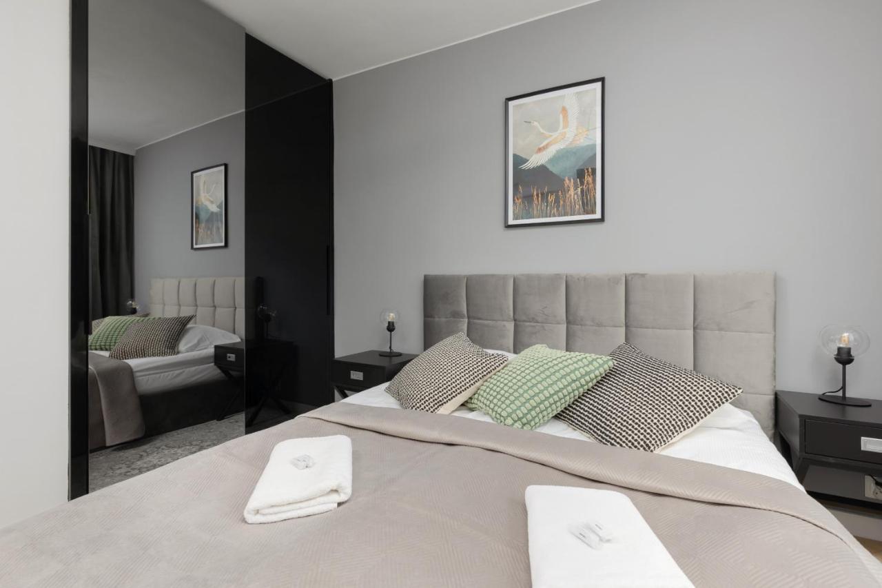 Stylish Apartment Heart Of Warsaw By Noclegi Renters Esterno foto